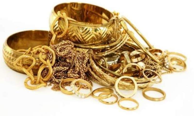 کشتی‌آرای: خریداران طلا و سکه دست نگه دارند