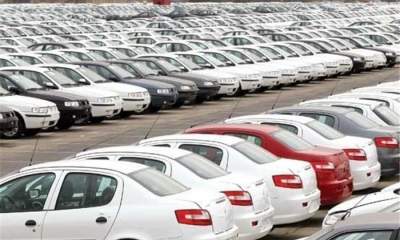 کاهش قیمت خودرو در بن‌بست تولید