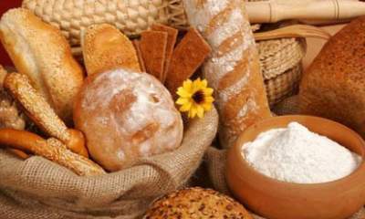 مشکل تامین آرد واحدهای نانوایی مرتفع شد/ قیمت نان تا پایان سال افزایش نخواهد یافت