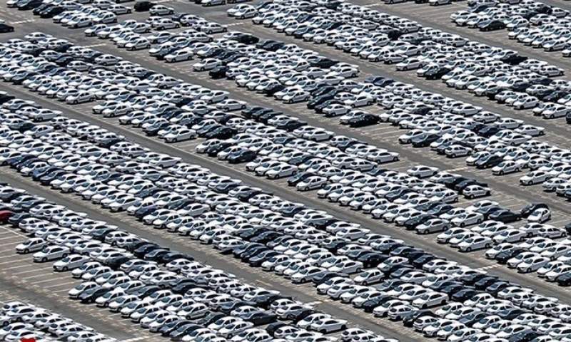 ‌انبار هزاران خودرو در پارکینگ‌های ‌ایران‌خودرو و سایپا