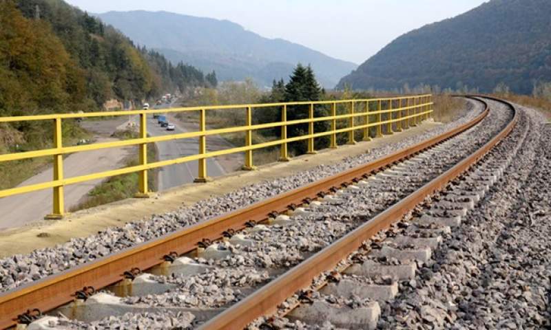افزایش سرعت ترانزیت کالا به اروپا با تکمیل اولین راه‌آهن دو خطه کشور