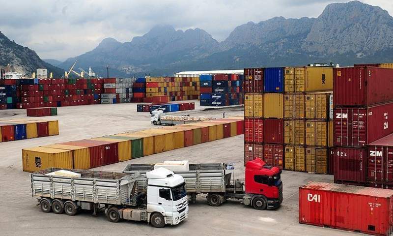 صادرات ایران ۱۷ درصد افزایش یافت