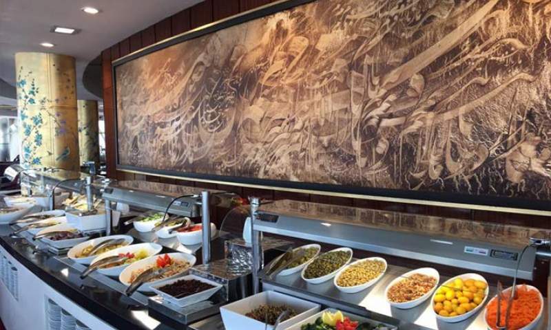 در رستوران‌ها و کافه‌های تهران چه می‌گذرد؟
