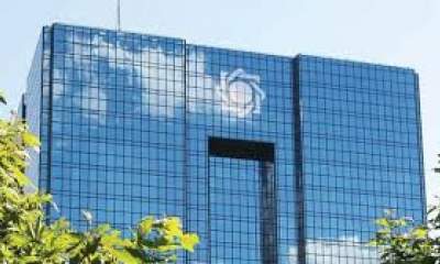 بانک مرکزی سرمایه واردکنندگان را از بانک های عمانی آزاد کند