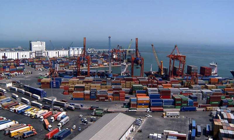 افزایش ۱۷ درصدی صادرات و کاهش ۱۶.۵ درصدی واردات