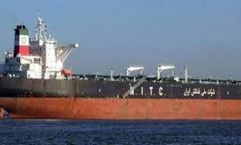 بارگیری نخستین محموله صادراتی نفت ایران از جاسک و دریای عمان