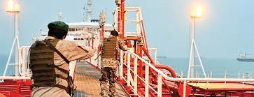 تشکر وزیر نفت از سپاه برای نجات نفتکش ایرانی از چنگ دزدان دریایی آمریکایی