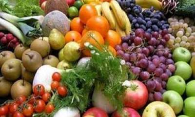 قیمت انواع میوه در آستانه شب یلدا