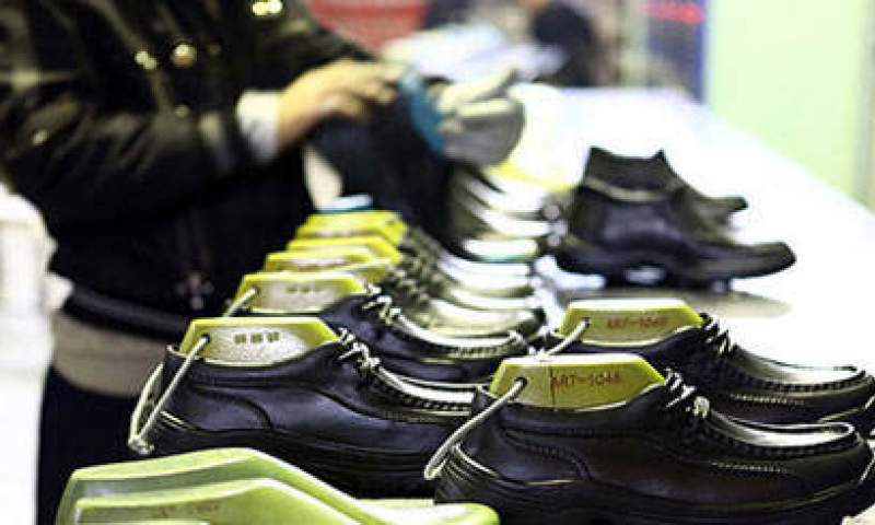 پلمب ۱۰۰ واحد تولیدی کفش در سپهسالار