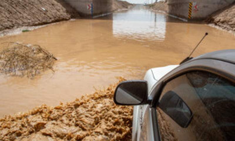 خسارت های باران سیل آسا و توفان در روستاهای بخش مرکزی قم  